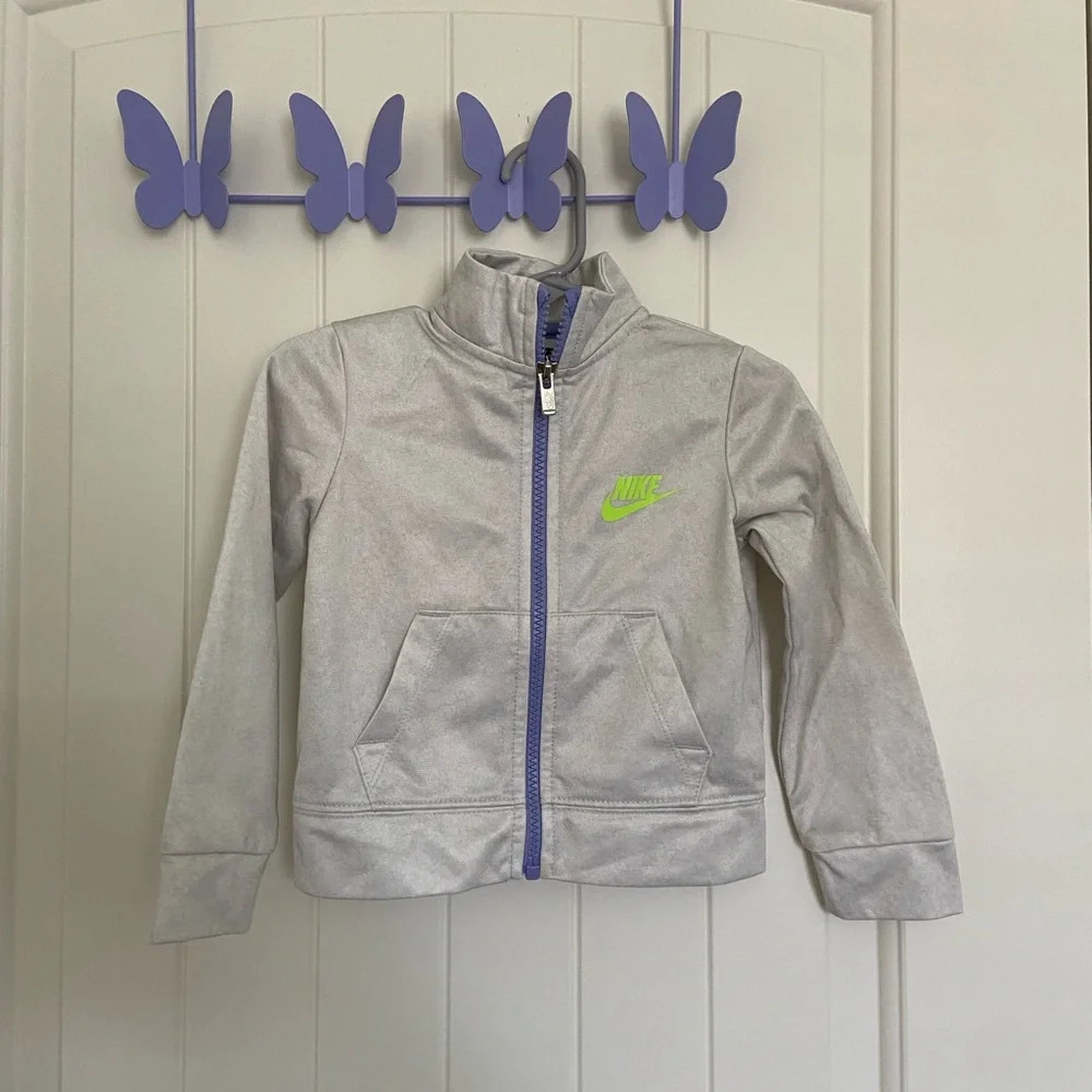 NWOT | Nike toddler girl’s zipper‎ jacket — 2T